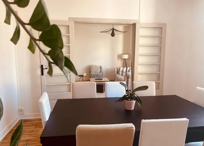 Maison Typique Rochelaise * לה רושל