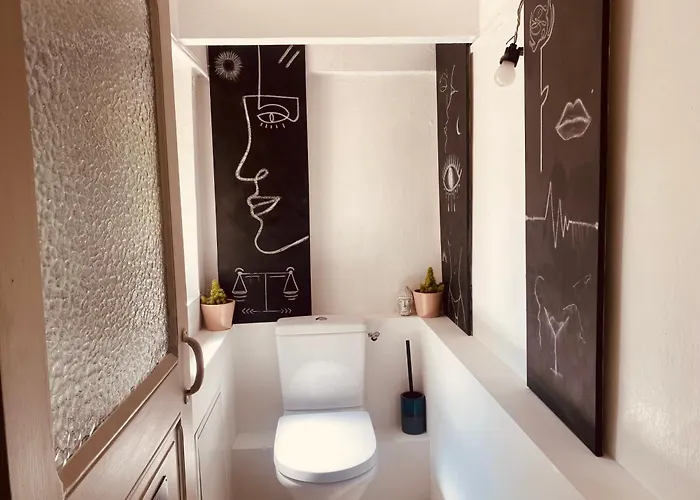 בית נופש Maison Typique Rochelaise לה רושל